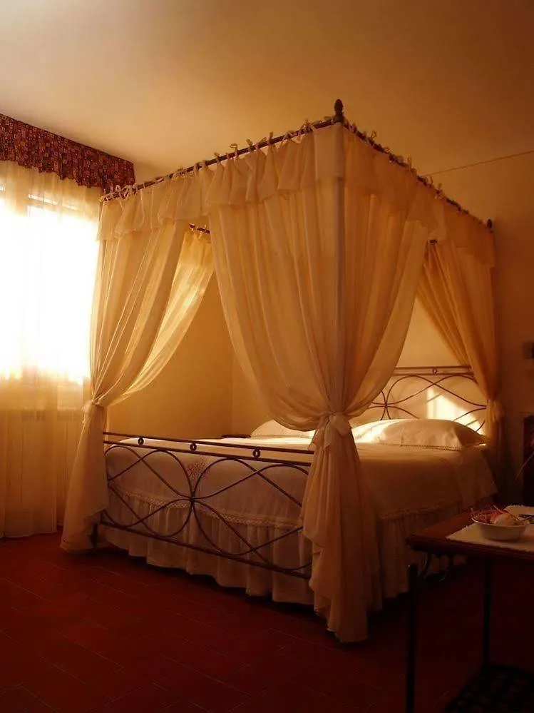 Hotel Agriturismo I Lapi Catabbio Italy
